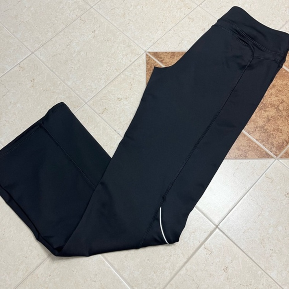 Athletic pants